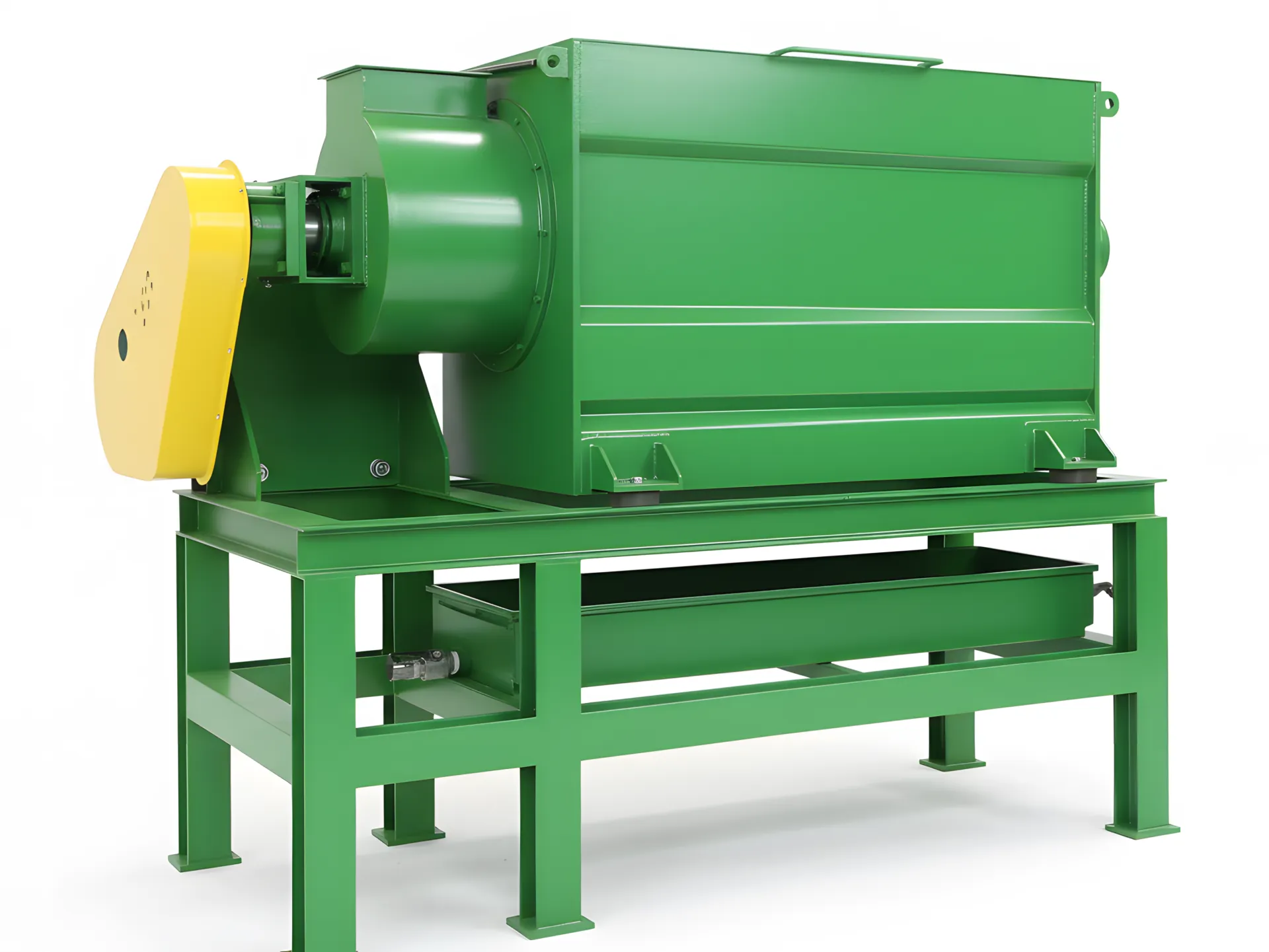 Przemysłowa suszarka odśrodkowa z zielonym korpusem i żółtą osłoną bezpieczeństwa, używana do mechanicznego odwadniania plastikowych płatków w linii recyklingu.
