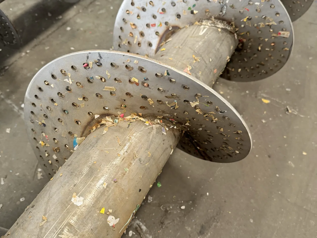 آلة غسيل لولبية احتكاكية عالية السرعة لإعادة تدوير البلاستيك