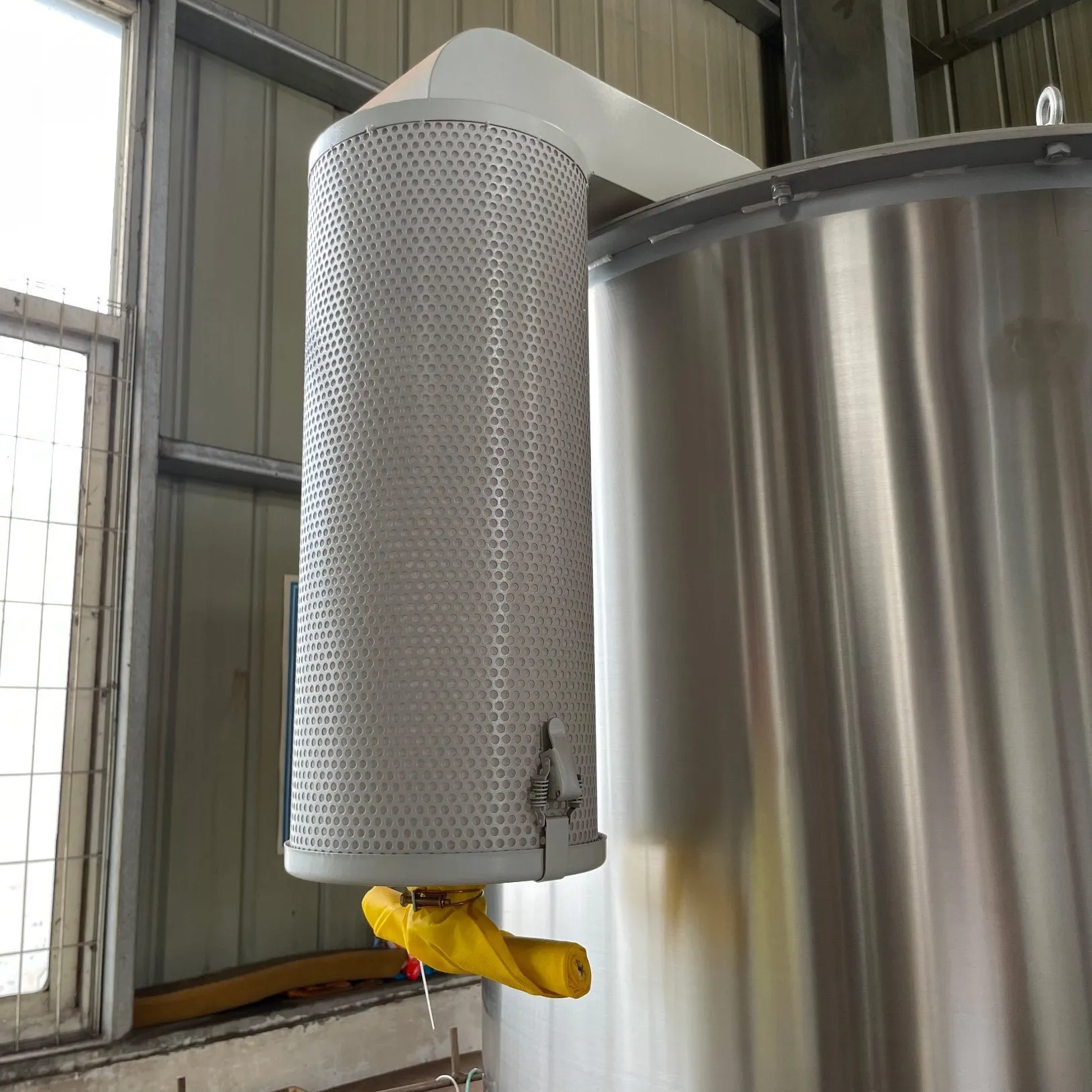 Vertical mixing dryer machine overview