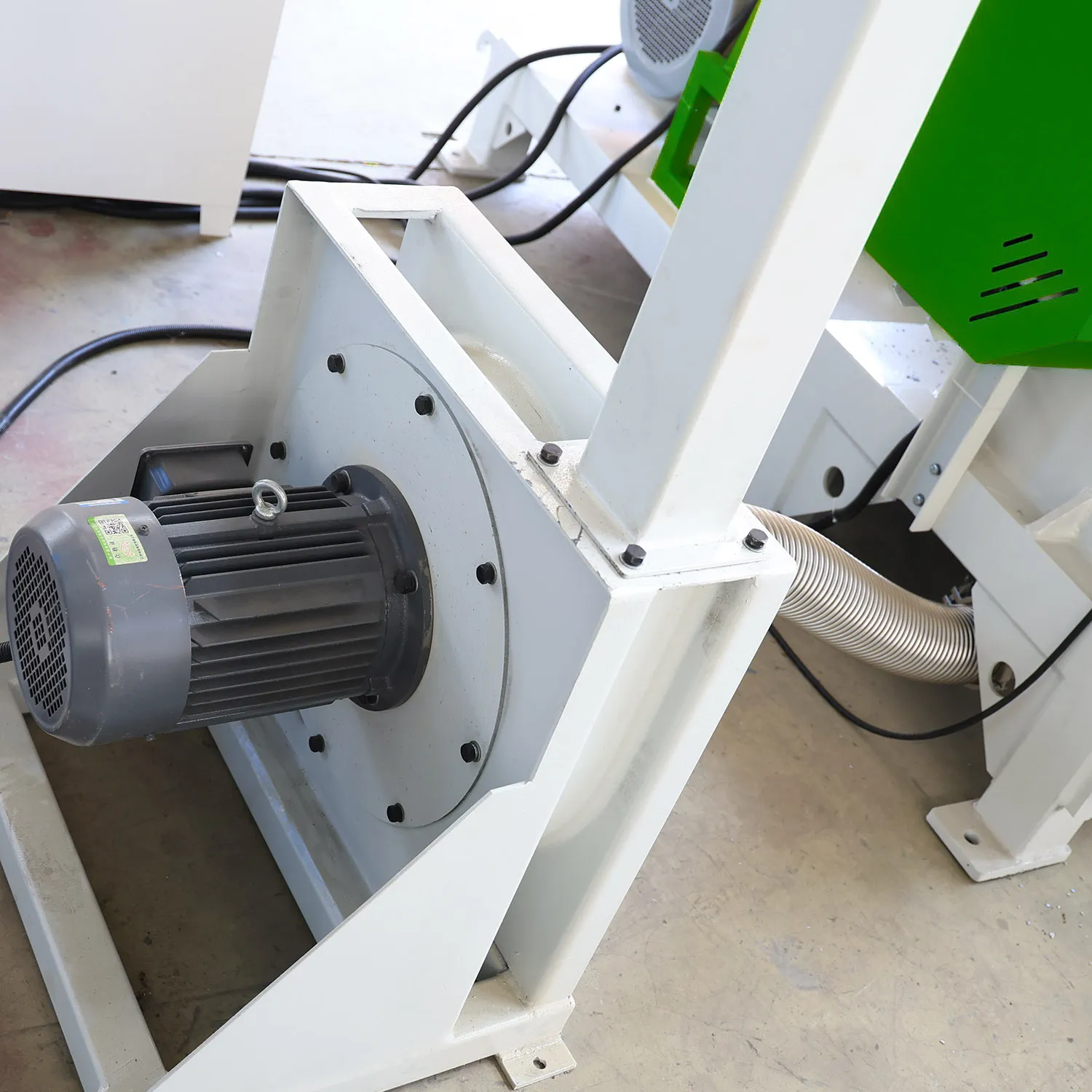 Обработка труб дробилкой